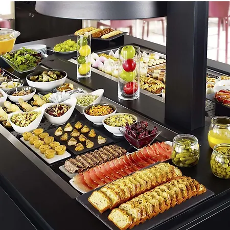 Hotel Campanile Villefranche-sur-saône 3*