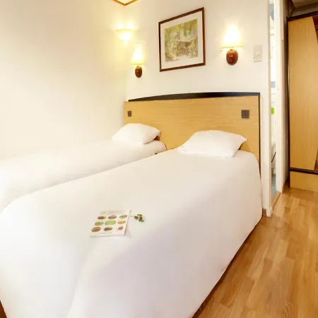 Campanile Hotel 3*